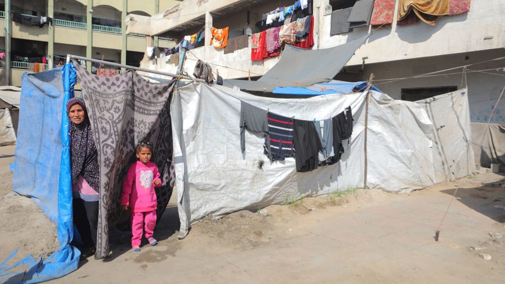 Gazze; Soykırım on binlerce kimsesiz ve engelli çocuk bıraktı!