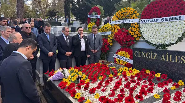 Galatasaray’ın Eski Başkanı Mustafa Cengiz, Kabri Başında Anıldı