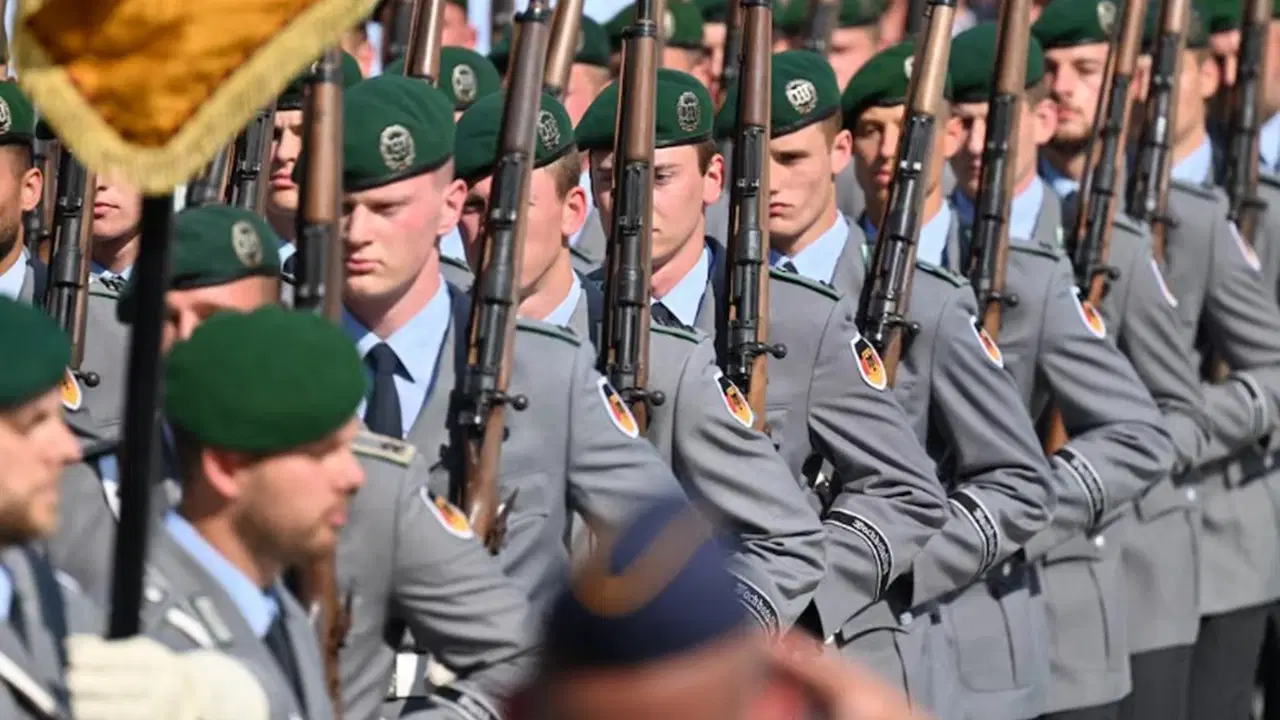 Almanya, Rusya ile Savaşa Hazırlanıyor!