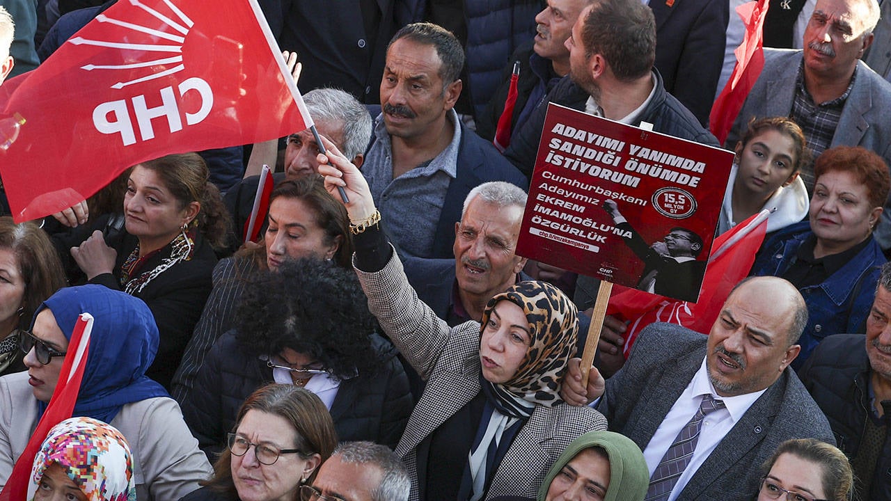 Şimdi İktidar Zamanı