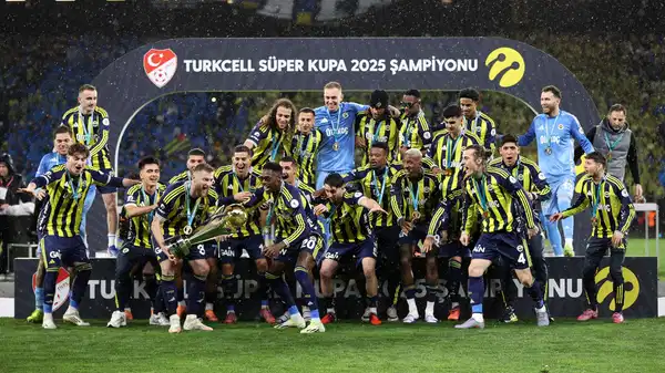Süper Kupa’da Şampiyon Fenerbahçe!