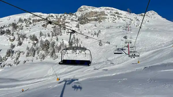 İsviçre’de Kayak Merkezinde Patlama