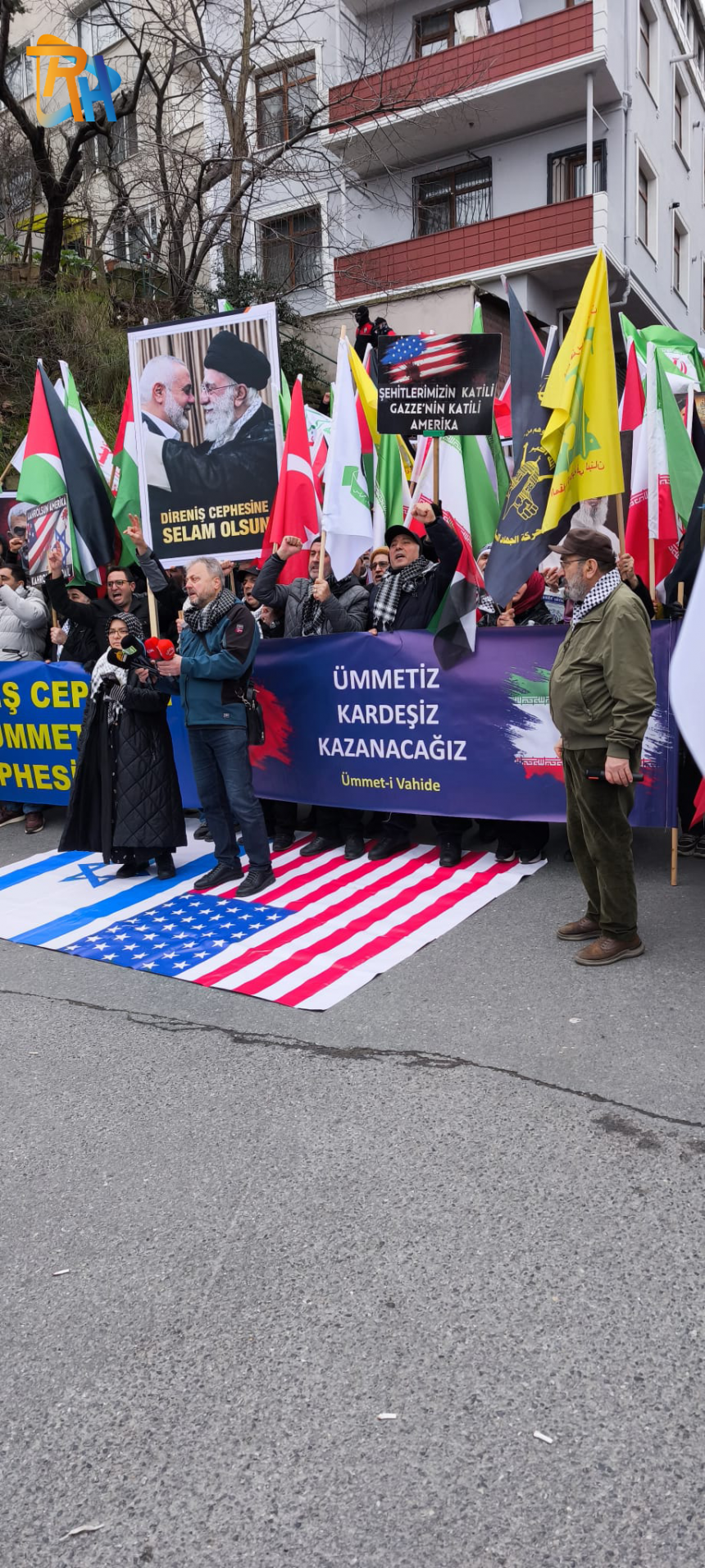 İstanbul’da Haydut ABD’ye Hayır Mitingi