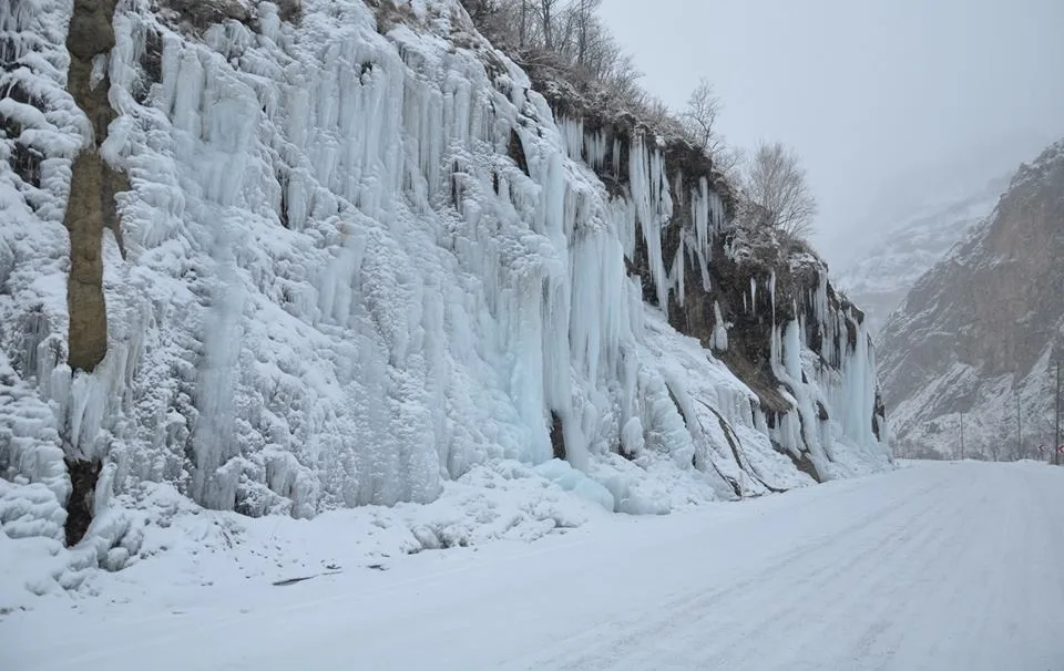 Ağlayan Kayalar Kış