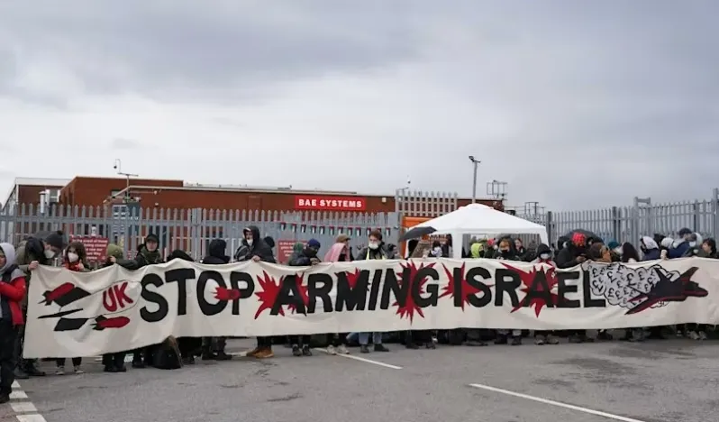 İnsanlar öldürülürken İngiliz silah endüstrisi kârını artırıyor